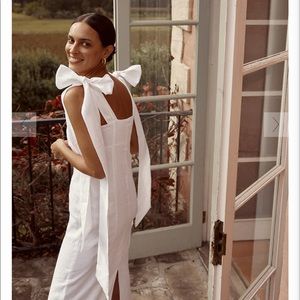 Dissh Aisle White Linen Bow Midi Dress